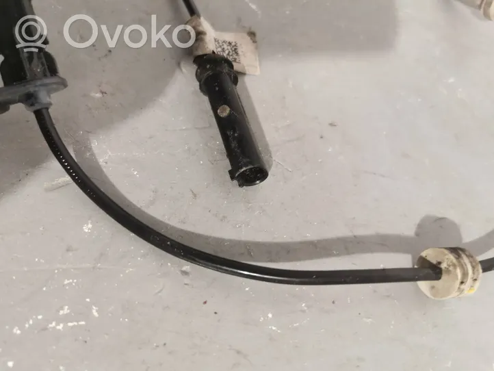 BMW 5 G30 G31 Czujnik prędkości obrotowej koła ABS 6859589