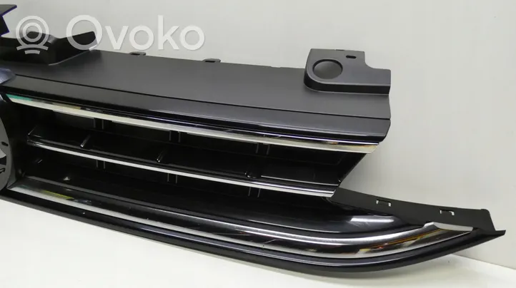 Volkswagen Golf Sportsvan Griglia superiore del radiatore paraurti anteriore GRILL