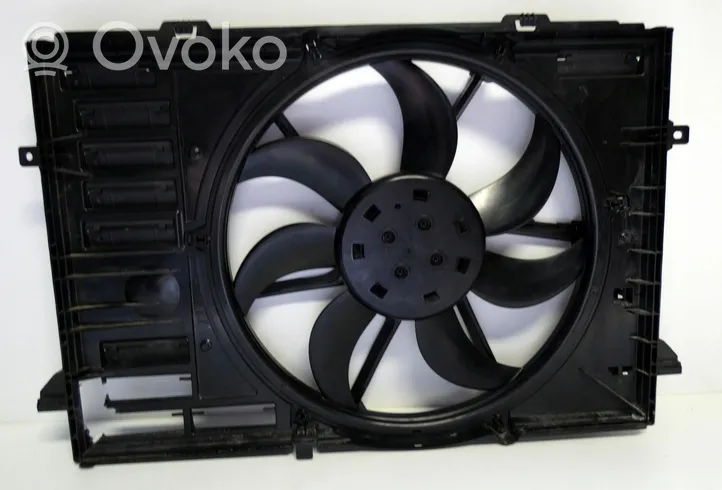 Volkswagen Multivan T6 Convogliatore ventilatore raffreddamento del radiatore 7LA959455