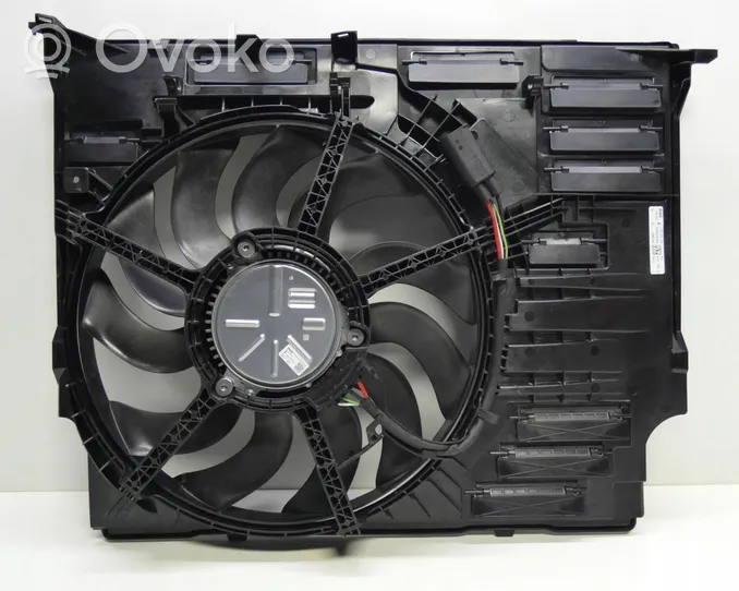 BMW 2 Active Tourer U06 Ventilatore di raffreddamento elettrico del radiatore 5A512C8