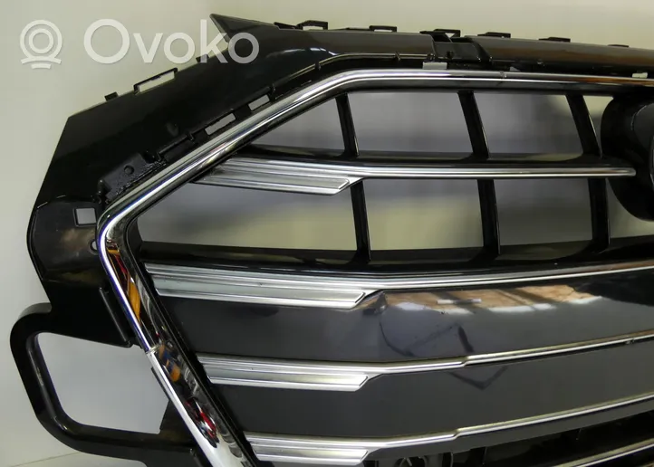 Audi A4 S4 B9 Maskownica / Grill / Atrapa górna chłodnicy 8W0853651DF