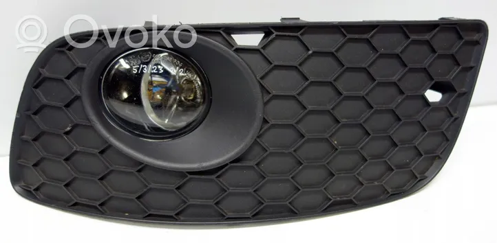 Volkswagen Golf V Światła przeciwmgielne / Komplet 1T0941700D