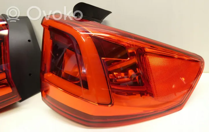 Seat Tarraco Lampy tylne / Komplet 5FJ945096