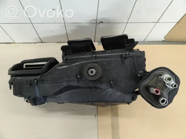 BMW 1 E81 E87 Salono oro mazgo komplektas 983360Z