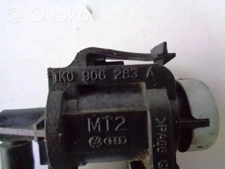 Skoda Octavia Mk2 (1Z) Valvola sfiato del serbatoio 