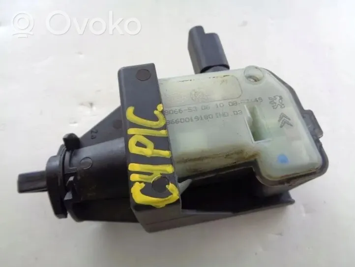 Citroen C4 I Picasso Verrouillage du bouchon du réservoir de carburant 