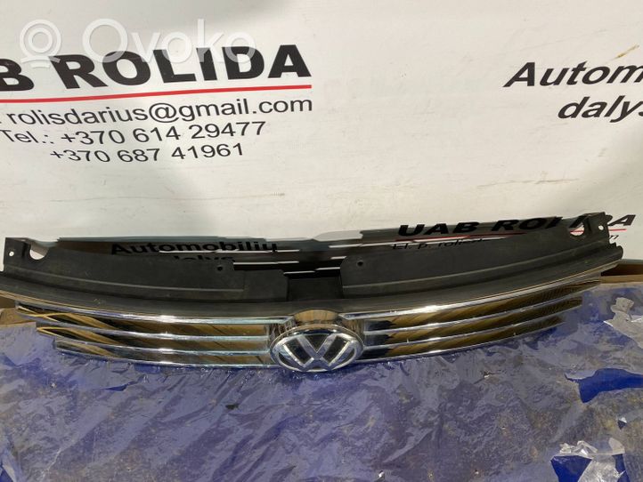 Volkswagen Touareg II Maskownica / Grill / Atrapa górna chłodnicy 7P6853653C