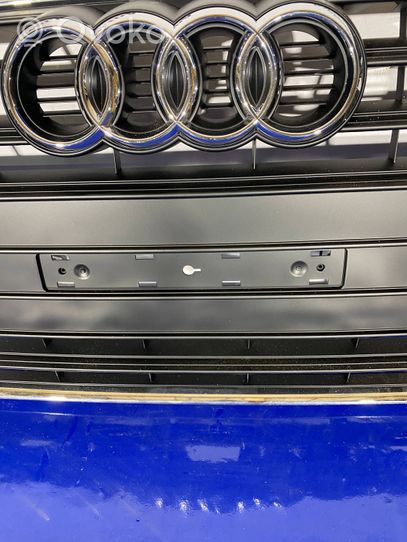 Audi A4 S4 B9 Augšējais režģis 8W0853651D