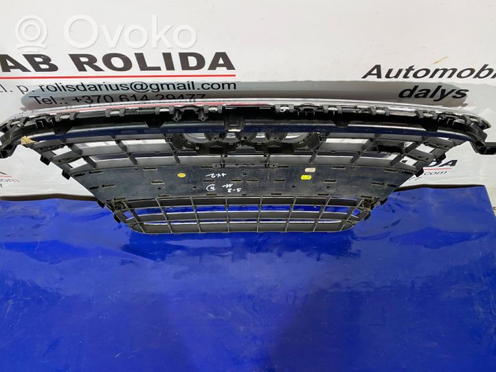 Audi A8 S8 D4 4H Rejilla superior del radiador del parachoques delantero 4H0853651E