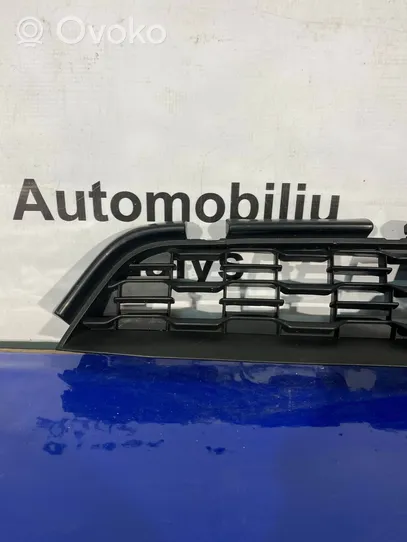 Mitsubishi ASX Etupuskurin ylempi jäähdytinsäleikkö 6402A318