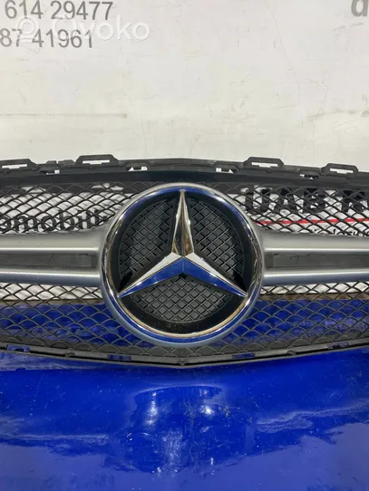 Mercedes-Benz C W205 Maskownica / Grill / Atrapa górna chłodnicy A2058880223
