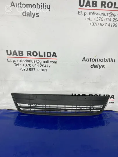 Volkswagen Tiguan Grille inférieure de pare-chocs avant 5N0853677D