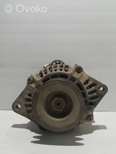 Nissan Patrol 260 Generatore/alternatore 23100VB310