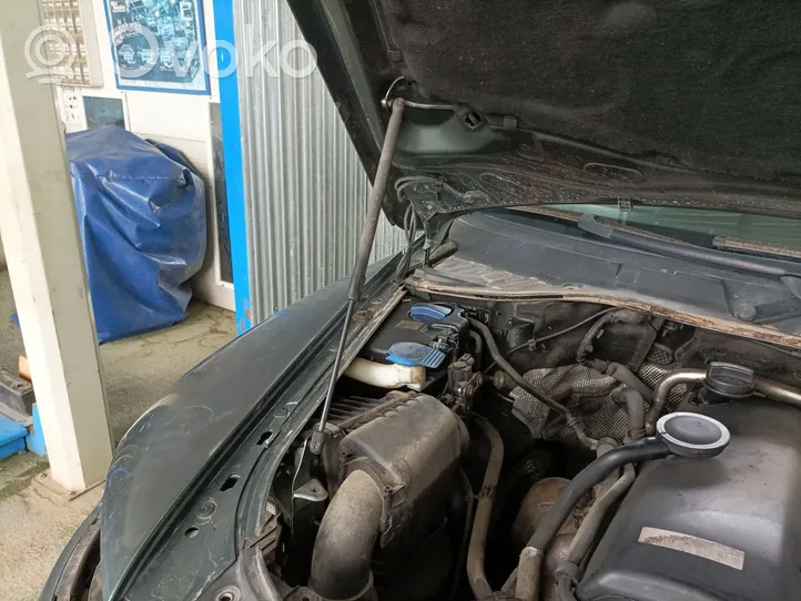 Volkswagen Touareg III Siłownik maski przedniej 7L6823359B