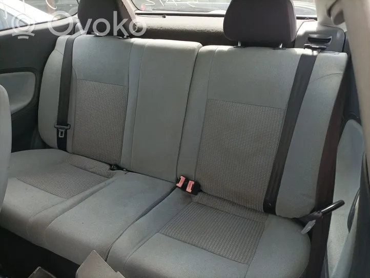 Seat Ibiza III (6L) Takaistuin 