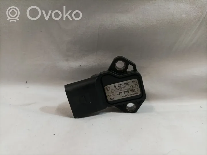 Volkswagen Touareg III Oil pressure sensor 038906051C