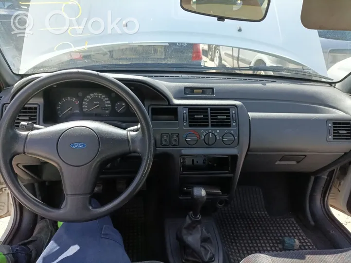 Ford Orion Dashboard 