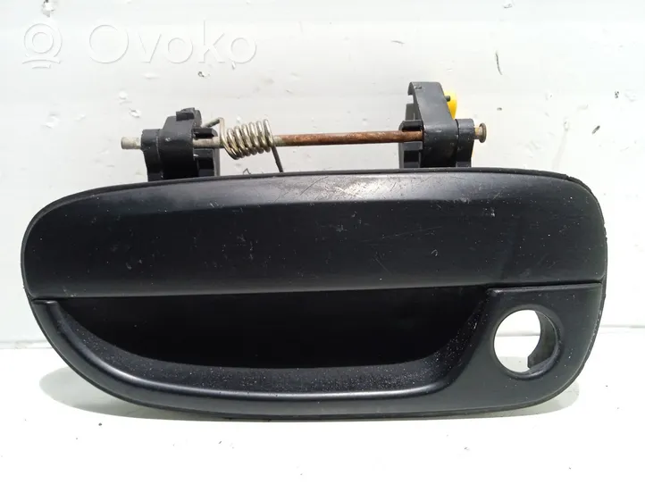 Hyundai Accent Front door exterior handle 8265025000