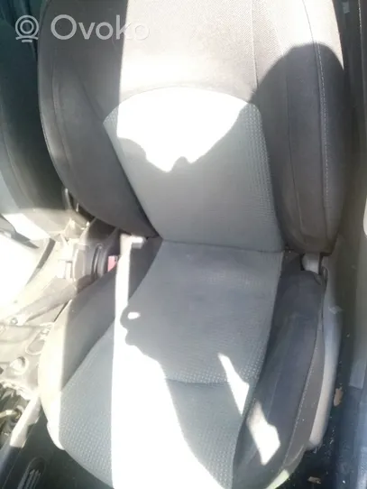 Peugeot 206 Fotel przedni kierowcy 