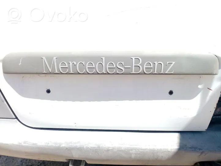 Mercedes-Benz Vito Viano W638 Galinio dangčio numerio apšvietimo juosta A6387431130