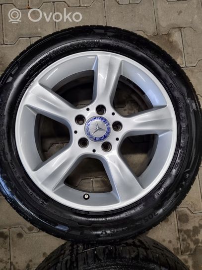 Mercedes-Benz C W203 R16-alumiinivanne A2034013102