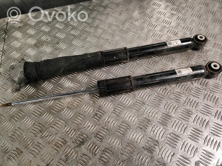 Skoda Octavia Mk4 Takaiskunvaimennin kierrejousella 5wa512013am