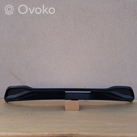 Volkswagen Golf VIII Rivestimento della parte inferiore del paraurti posteriore 5H6807568