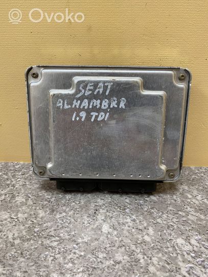 Seat Alhambra (Mk1) Moottorin ohjainlaite/moduuli 038906019FC