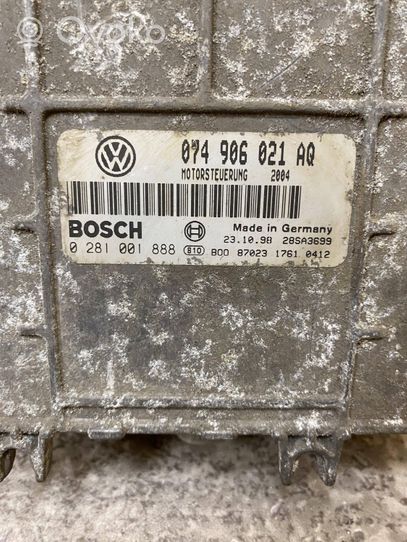 Volkswagen II LT Sterownik / Moduł ECU 074906021AQ