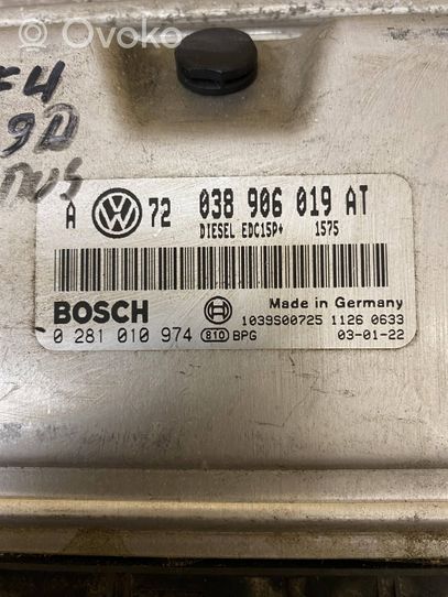 Volkswagen Golf IV Moottorin ohjainlaite/moduuli 038906019AT