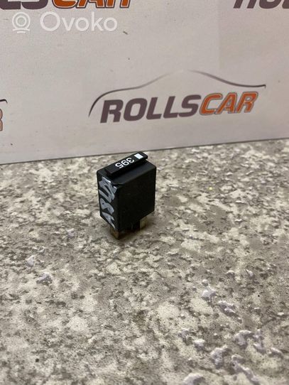Audi A8 S8 D3 4E Other relay 8Z0951253