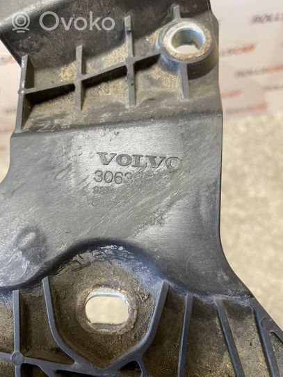 Volvo V70 Wspornik / Mocowanie obudowy filtra powietrza 606365