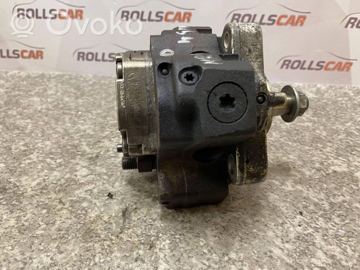 Volvo S40, V40 Polttoaineen ruiskutuksen suurpainepumppu 8200055072