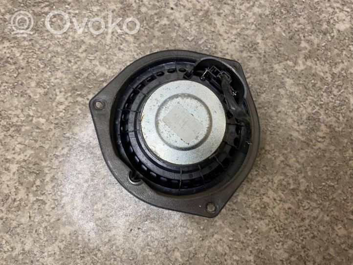 Opel Zafira A Enceinte de porte arrière 90520838