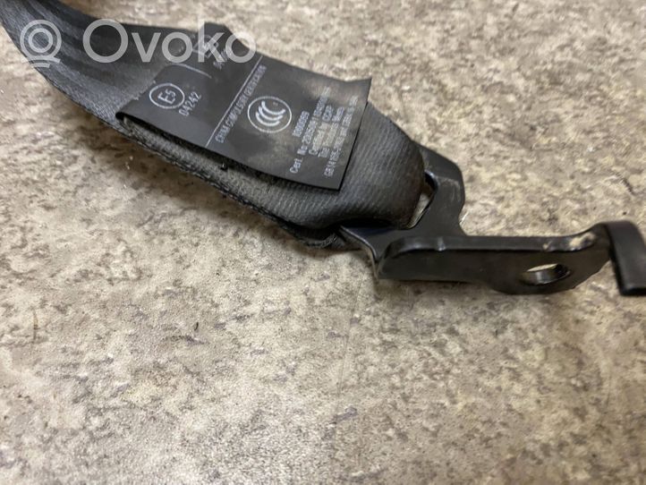 Volvo S60 Pas bezpieczeństwa fotela tylnego 6081727L2