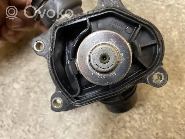 BMW X5 E53 Termostat / Obudowa termostatu 2248038