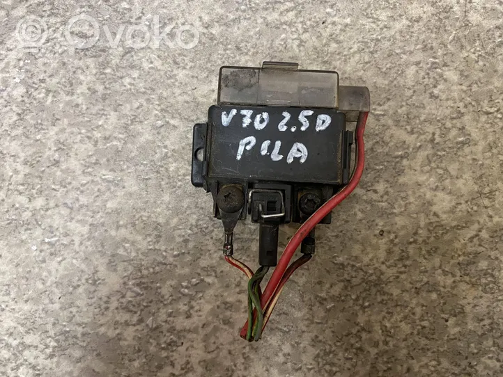 Volvo S70  V70  V70 XC Glow plug pre-heat relay 9162929