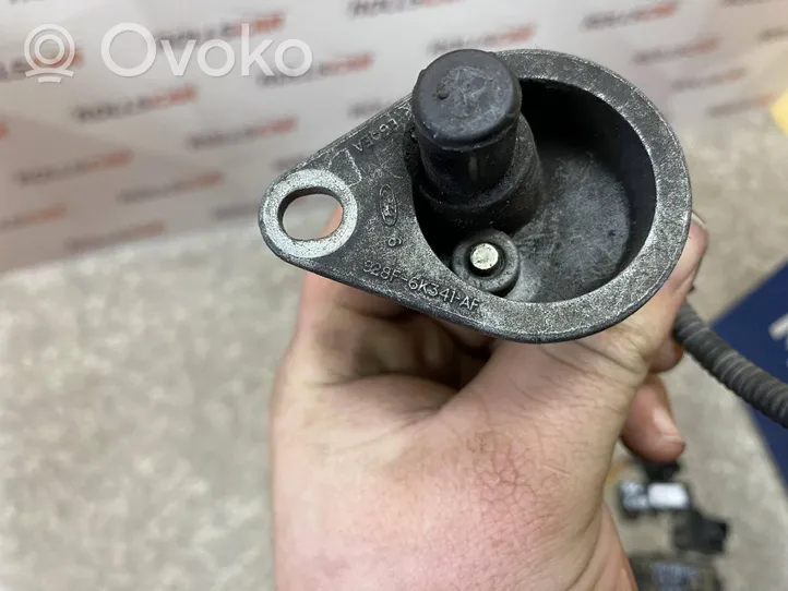 Ford Focus Czujnik położenia wału korbowego 928F6K341AF