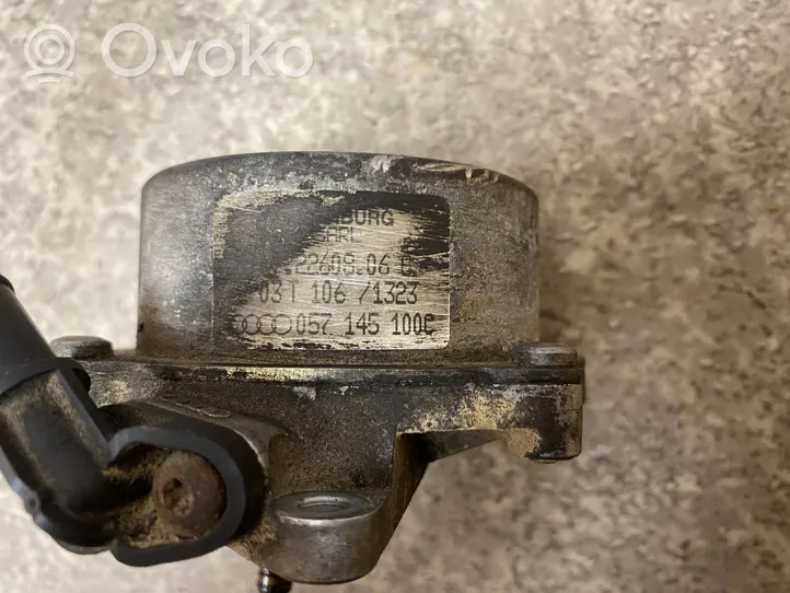 Audi A6 S6 C5 4B Pompe à vide 057145100C