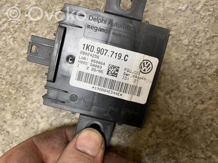 Audi A3 S3 A3 Sportback 8P Boîtier module alarme 1K0907719C