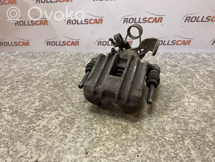 Audi A4 S4 B6 8E 8H Galinis suportas 