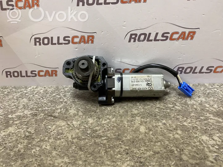 Mercedes-Benz C W203 Seat adjustment motor A2038203642