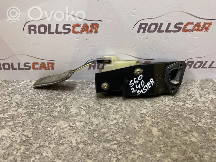 Volvo S60 Siłownik klapki wlewu paliwa 9483311