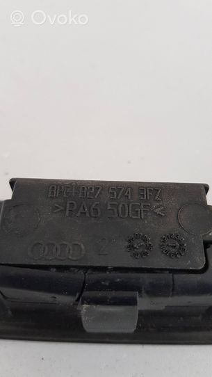 Audi A3 S3 A3 Sportback 8P Lampa oświetlenia tylnej tablicy rejestracyjnej 8P4827574