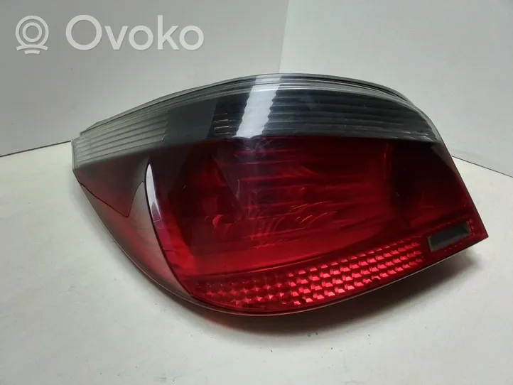 BMW 5 E60 E61 Luci posteriori 6910767