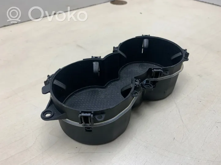 Volkswagen PASSAT B5.5 Cup holder 3B0862531