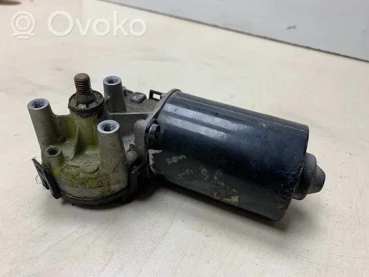 Volkswagen PASSAT B5.5 Moteur d'essuie-glace 3B1955113B