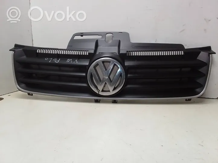 Volkswagen Polo Front grill 6Q0853651G