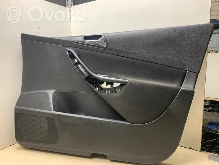 Volkswagen PASSAT B6 Rivestimento del pannello della portiera anteriore 3C1867012