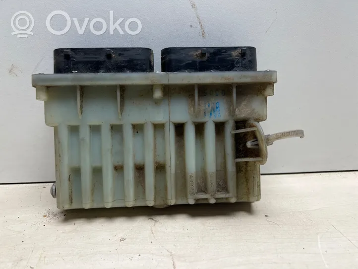 Opel Zafira A Coolant fan relay 24462346